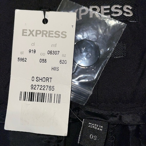 NWOT Express Editor Slacks.  Size 0 Short. - Picture 3 of 12